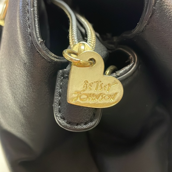 Betsey Johnson Faux Leather Black Handbag/Purse Quilted Botton Edge - Picture 8 of 14